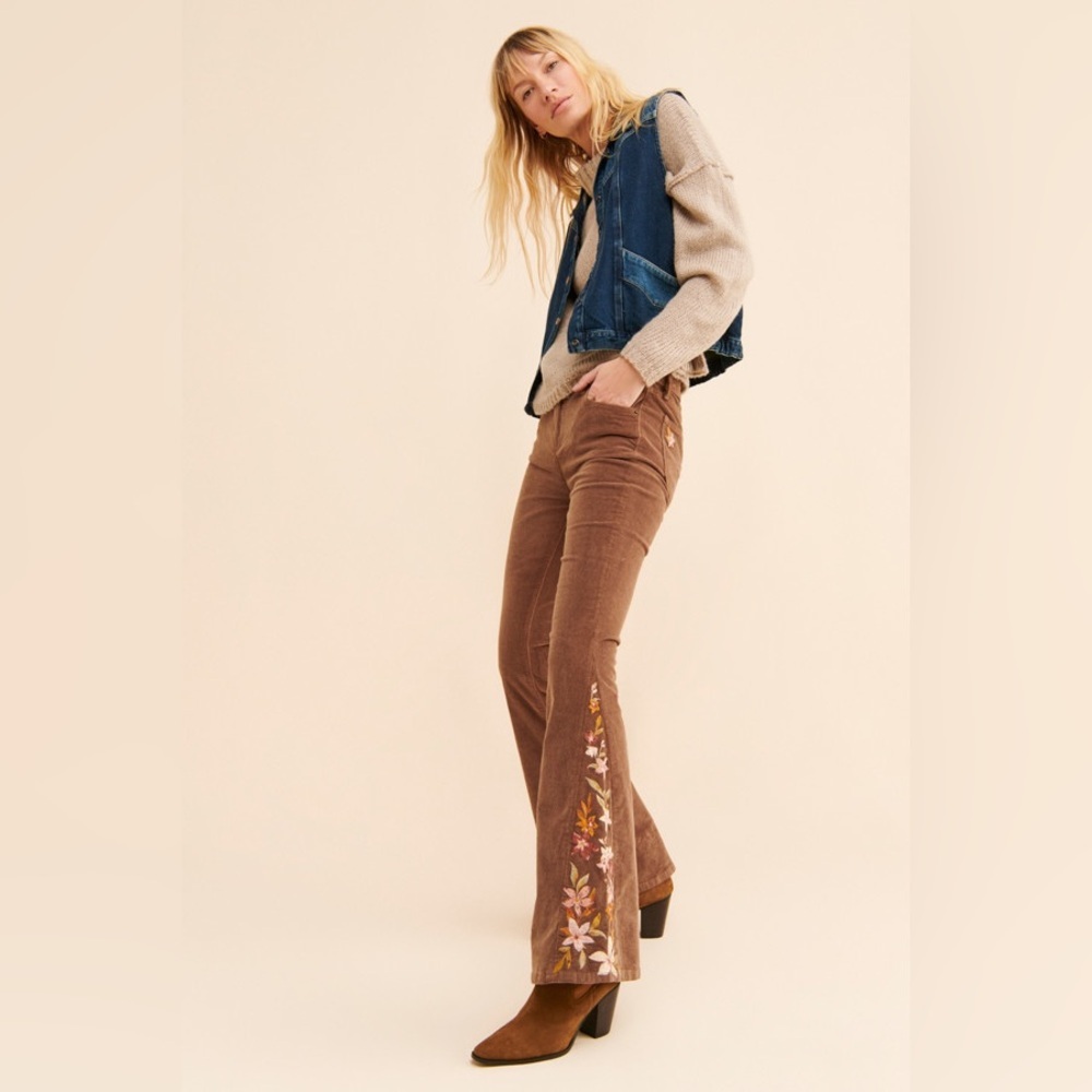Farrah Corduroy Pants
By Driftwood